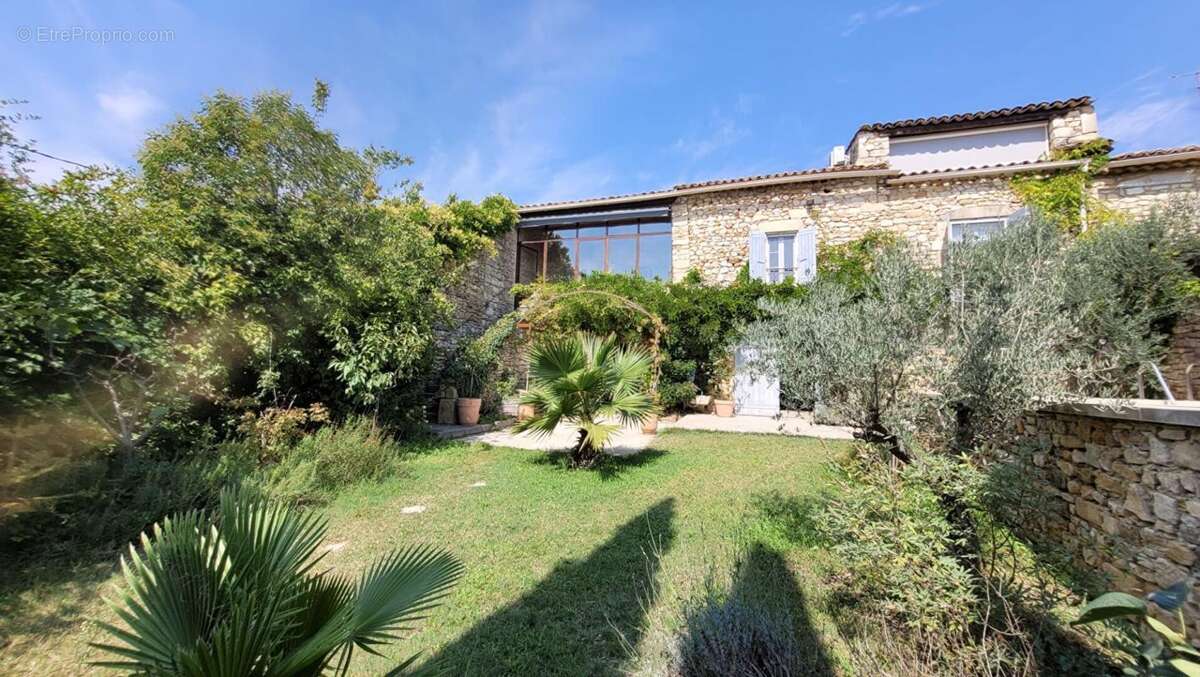 Maison à GOUDARGUES