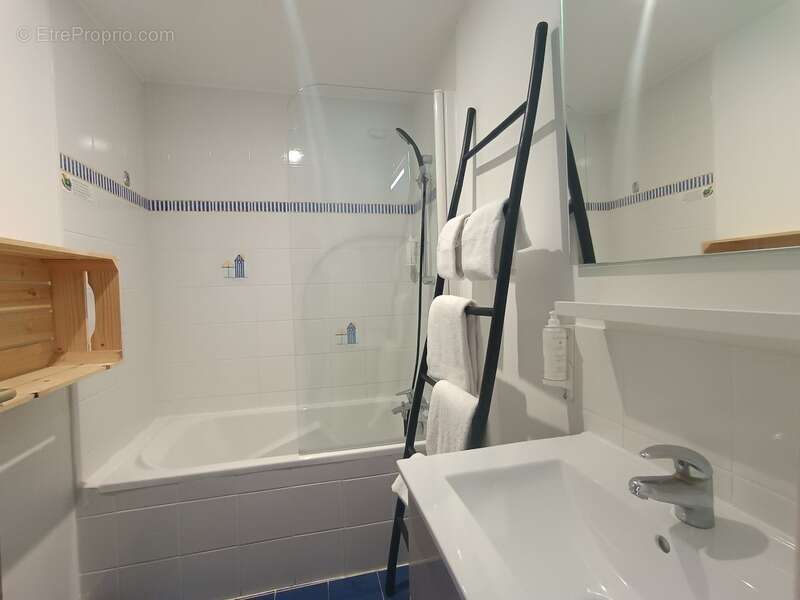 Commerce à SAINT-PIERRE-D&#039;OLERON