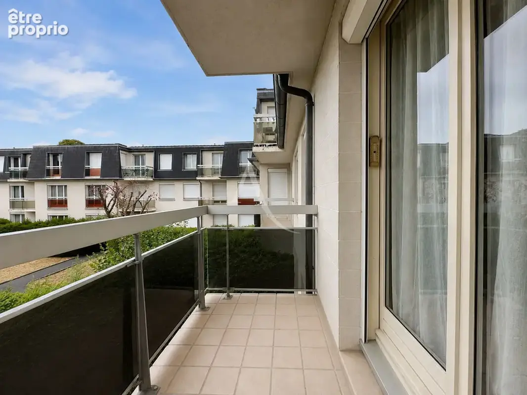 Appartement à OZOIR-LA-FERRIERE