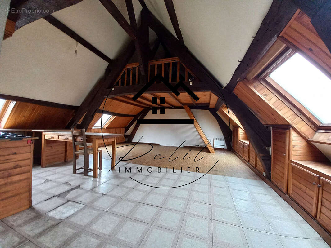 Appartement à CLERMONT