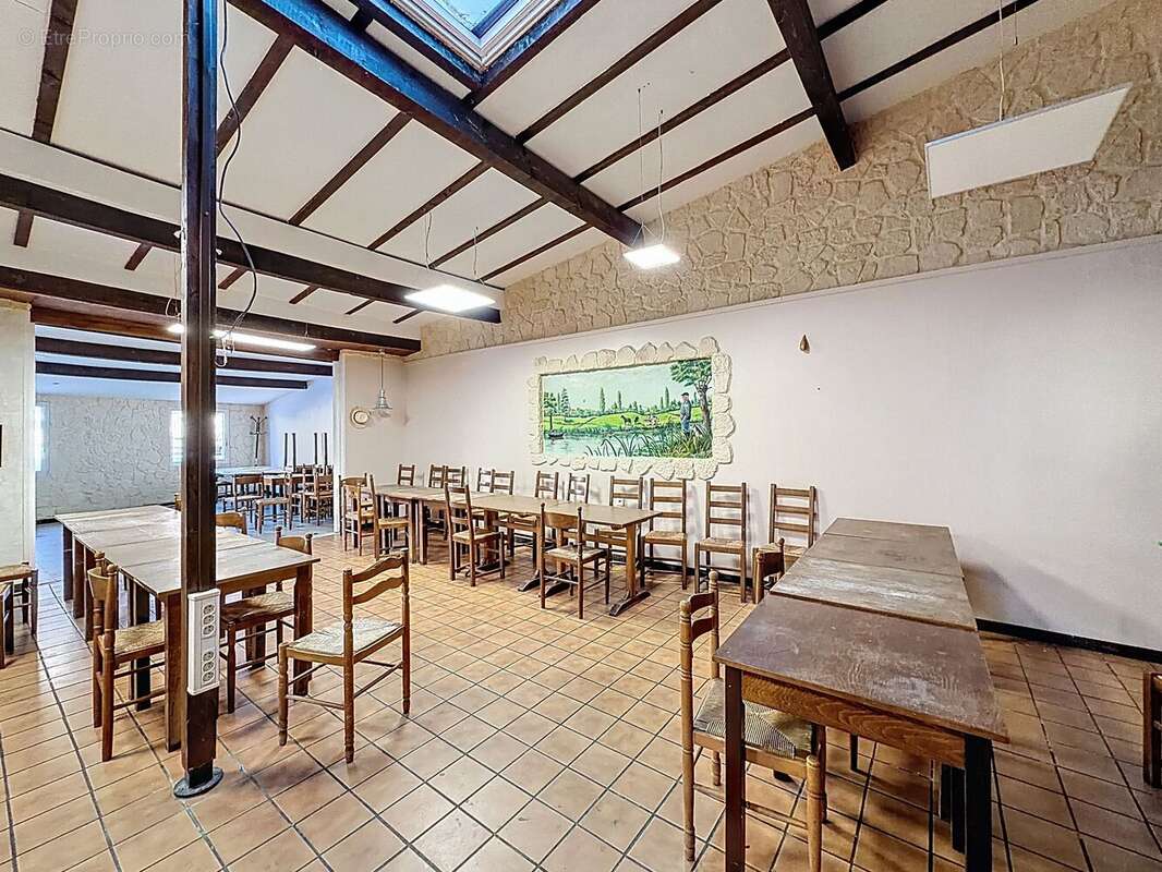 Appartement à PIERRE-BENITE