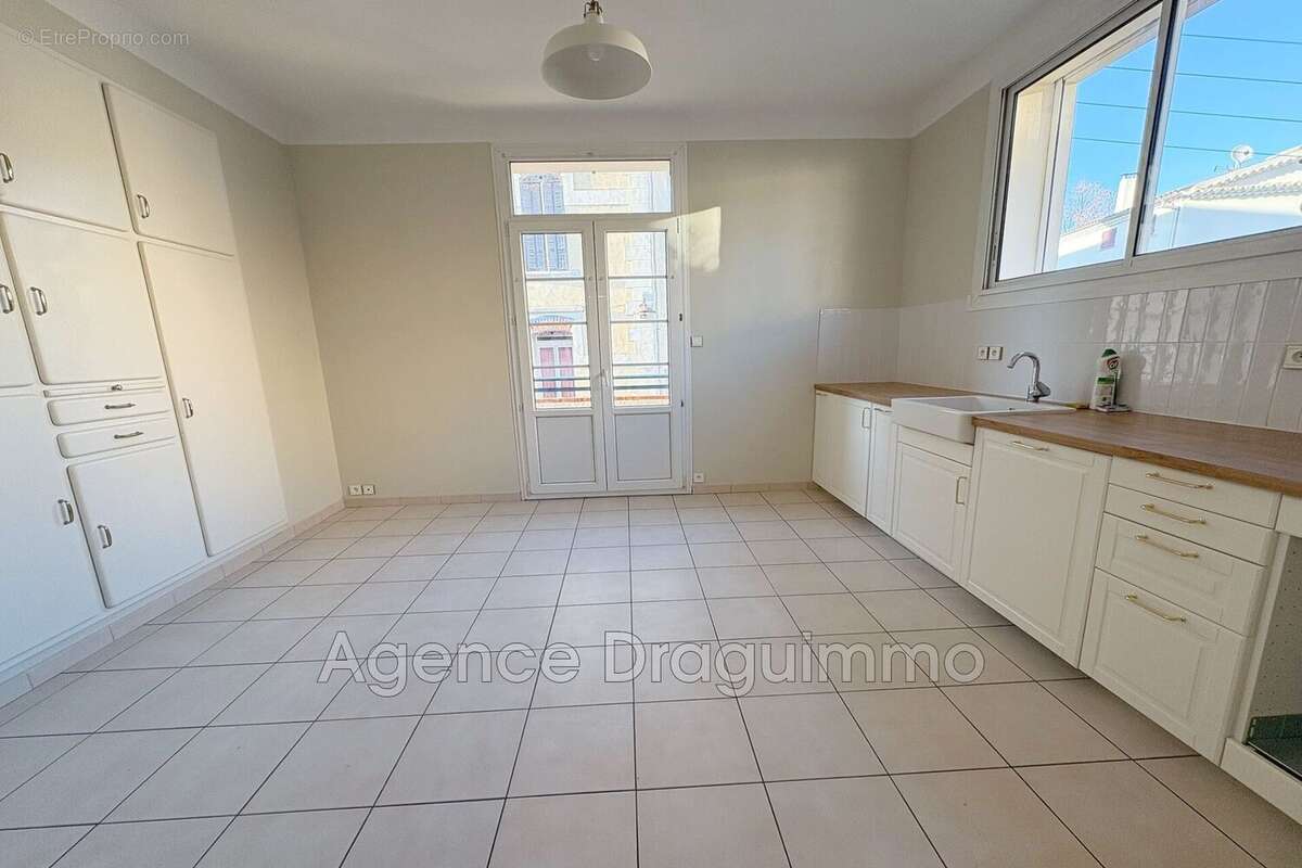 Appartement à DRAGUIGNAN