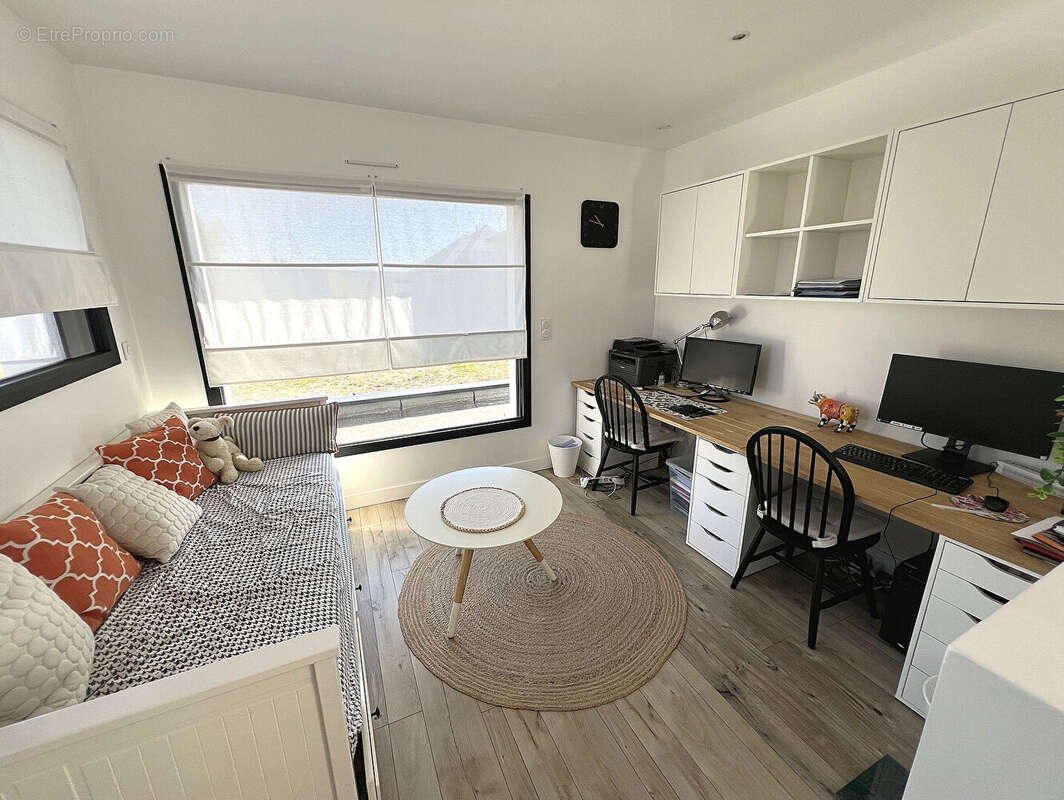 Contemporaine de 2019 sur terrain 627m2 - photo 11