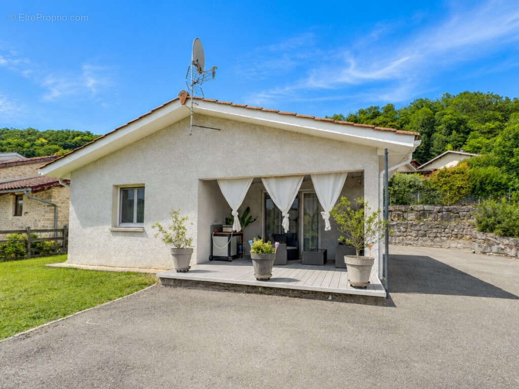 Maison à DOUVRES