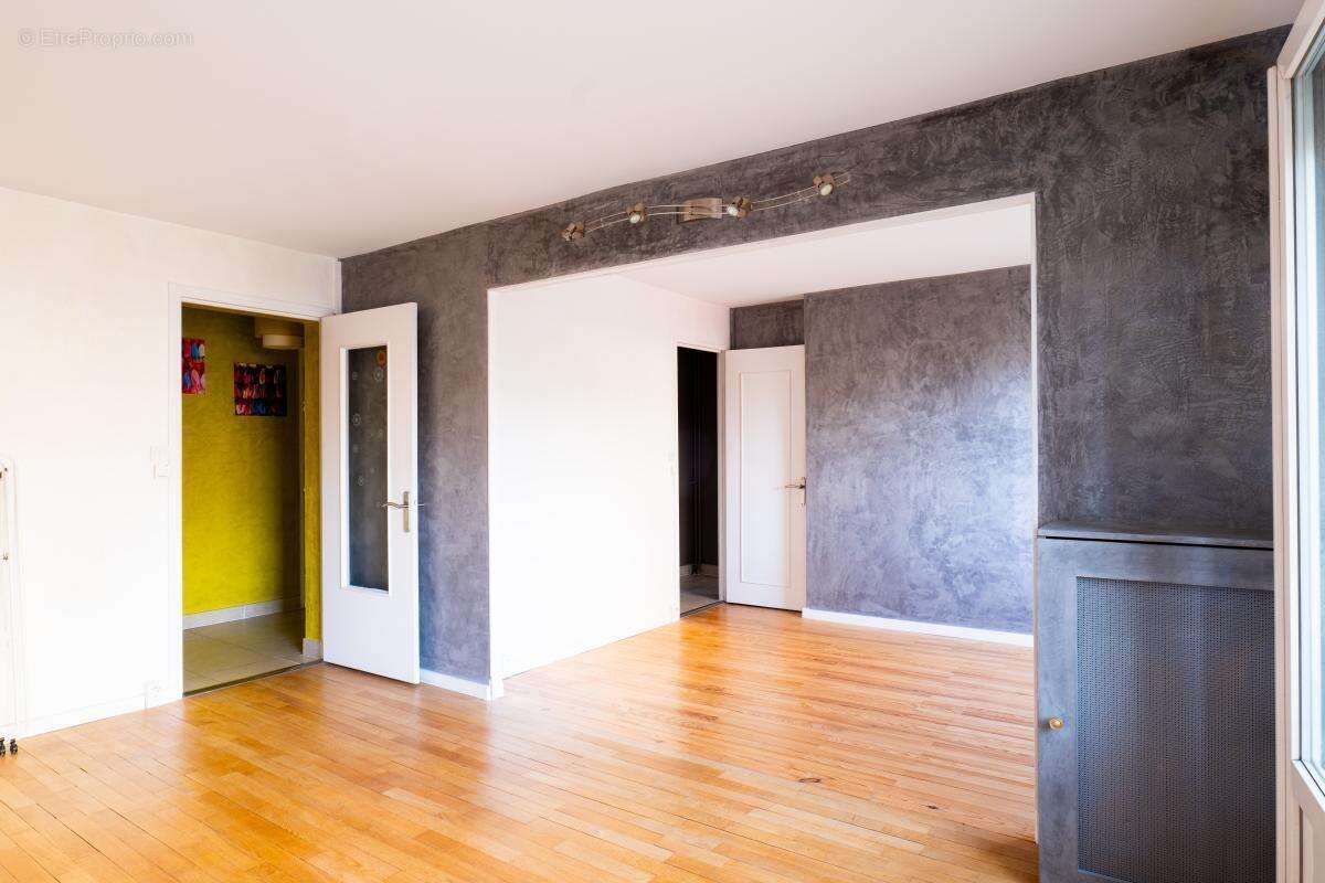 Appartement à VITRY-SUR-SEINE