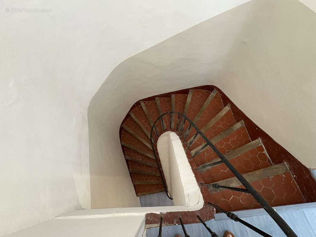 Commerce à LA SEYNE-SUR-MER