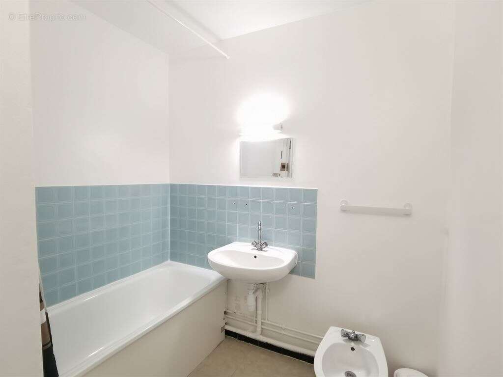 Appartement à PARIS-19E