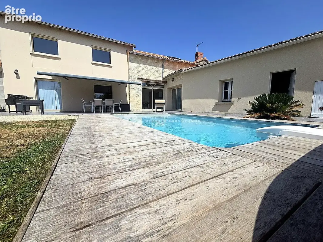 Maison 6 pièces 147 m² à vendre à Quincay (86190) - photo 2