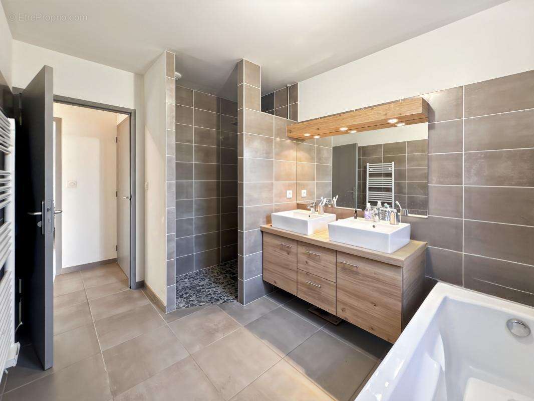 Maison à BEAUMONT-LES-VALENCE