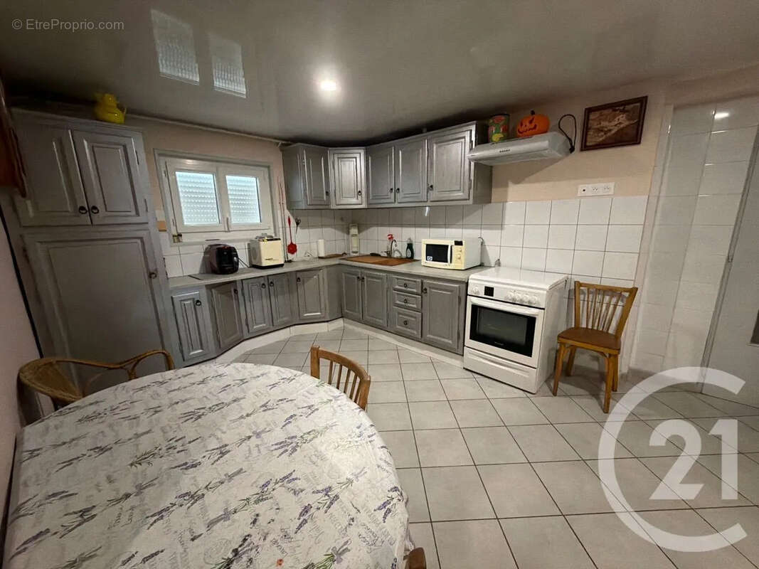 Maison 166 m² à Ardoix  - photo 11