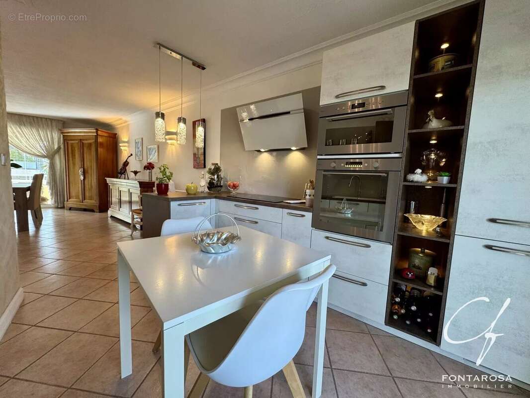 Appartement à SAINT-RAPHAEL