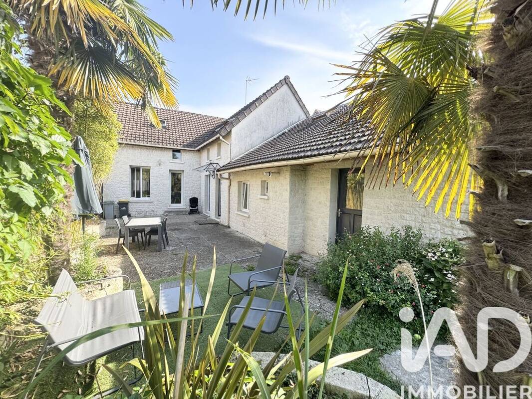 Photo 1 - Maison à NEUILLY-EN-THELLE