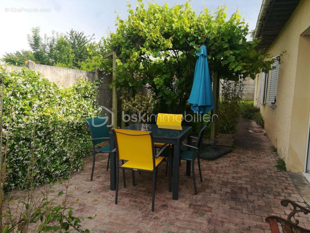 Maison à EVRY-GREGY-SUR-YERRE