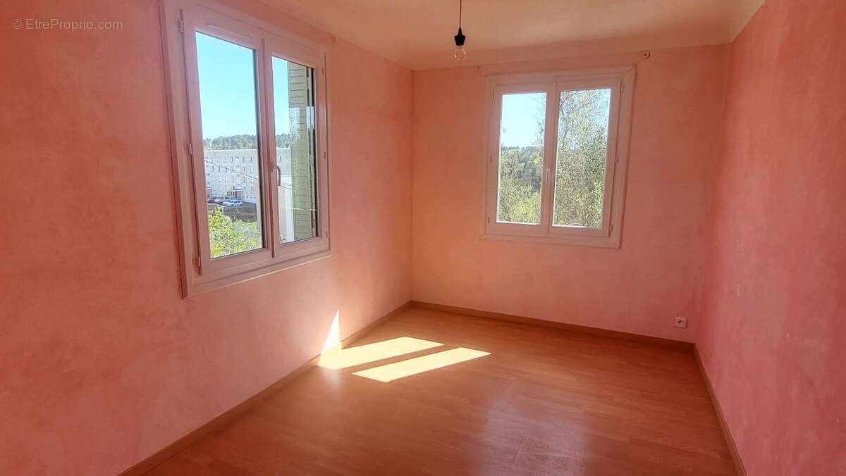 Maison à LARGENTIERE