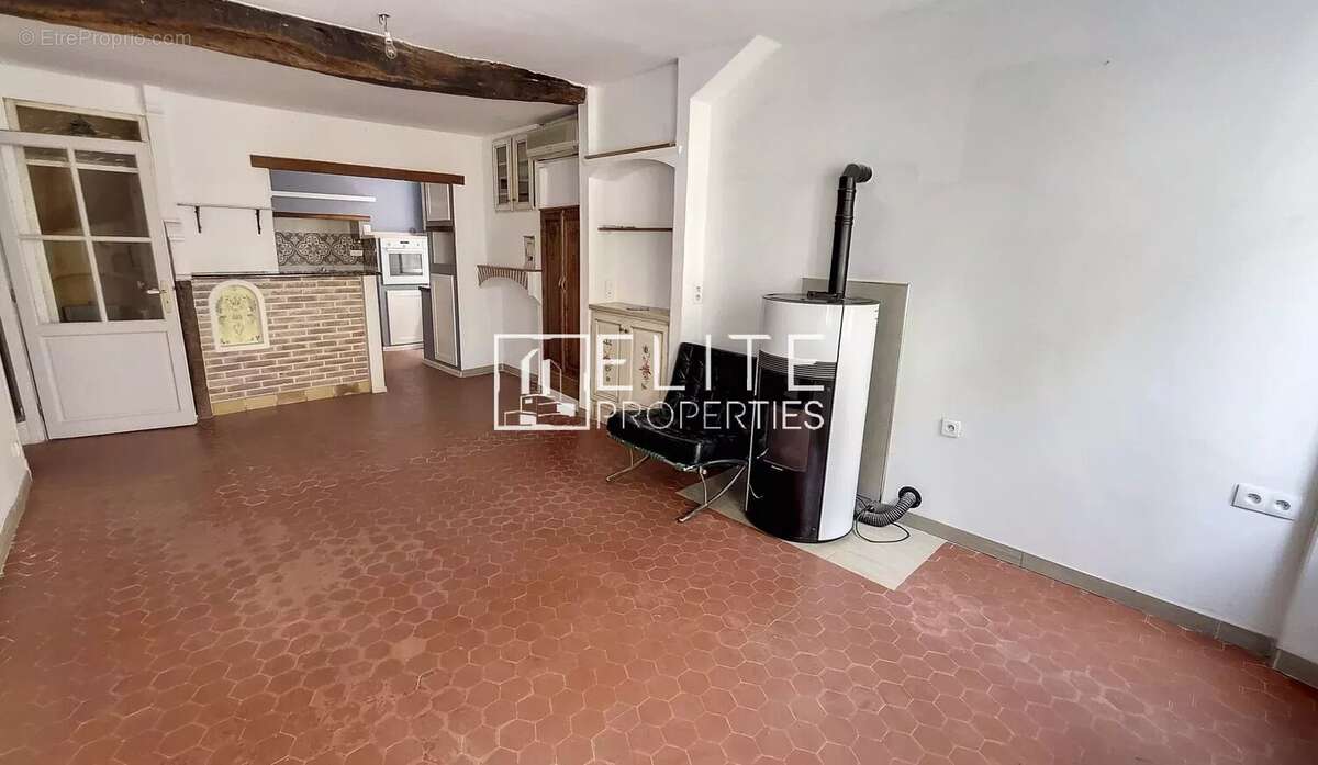 Maison à SAINT-VALLIER-DE-THIEY