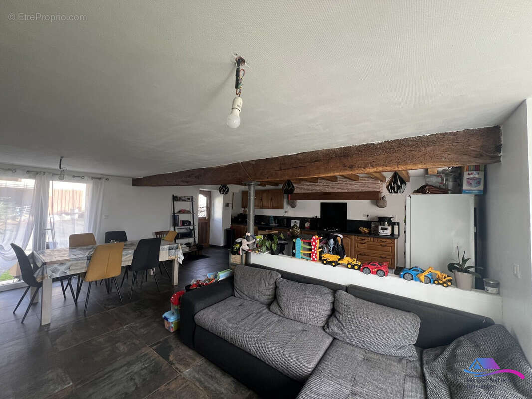 PIECE DE VIE - Maison à NERET