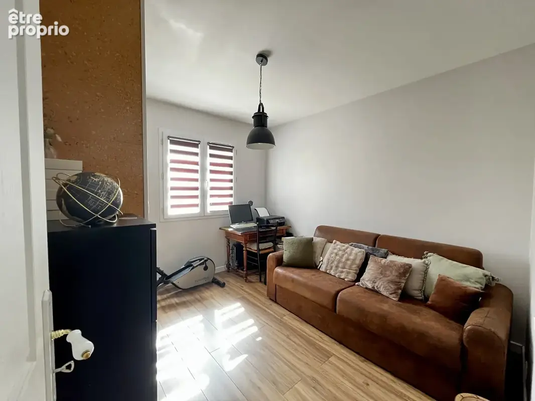 Brains - Maison de 108 m2 sur une parcelle de 931 m2 - photo 9