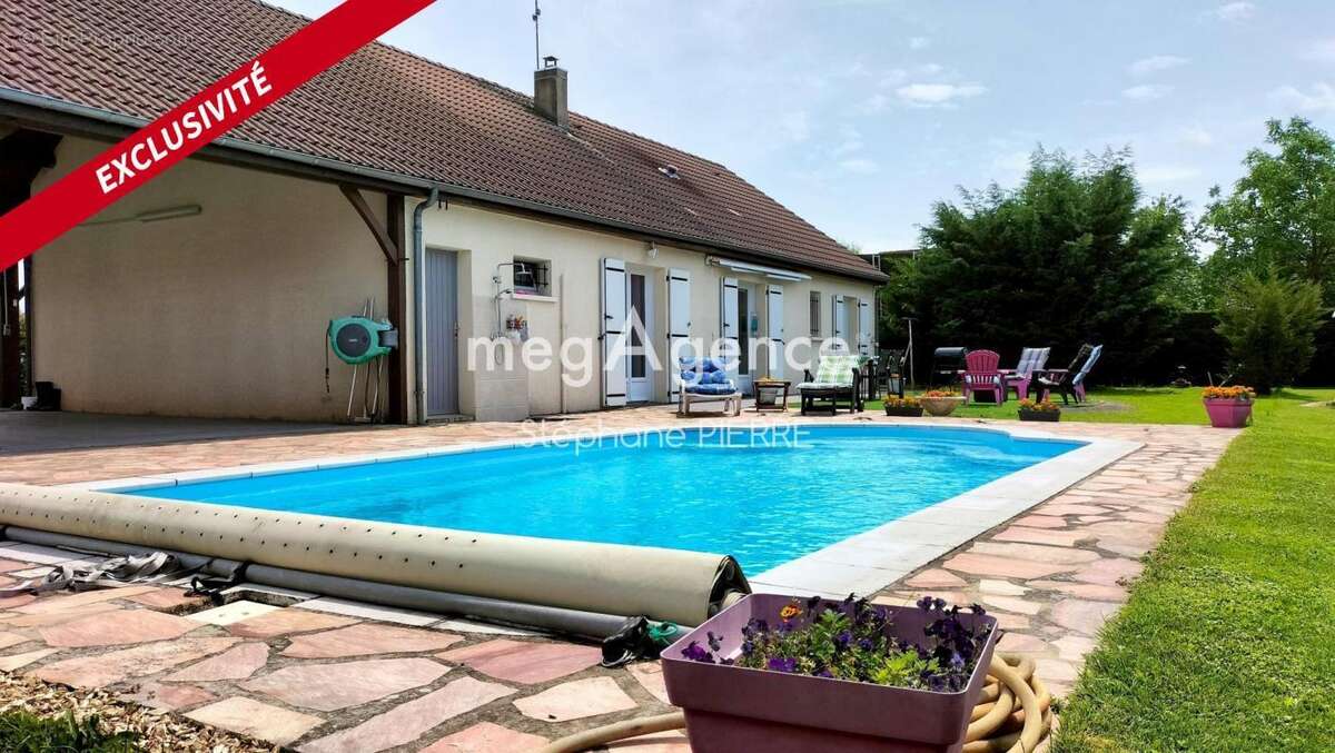 Maison à QUINSSAINES