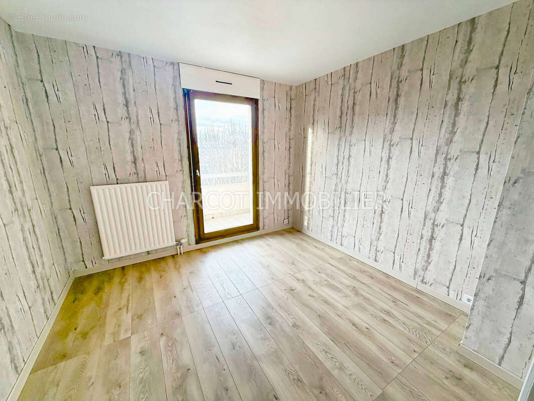 Appartement à TASSIN-LA-DEMI-LUNE