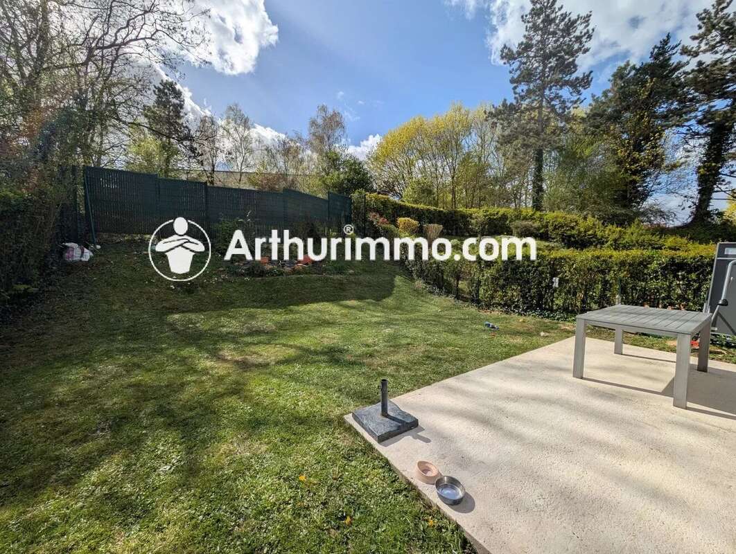 Maison à SAVIGNY-LE-TEMPLE