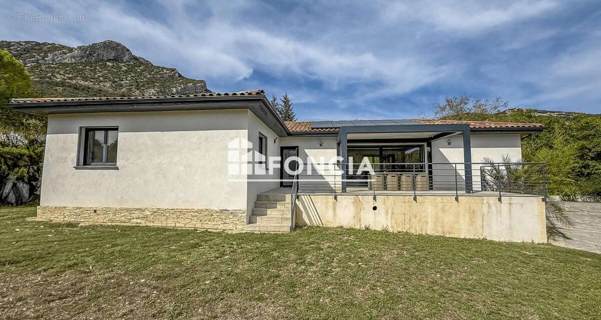 Maison à SAINT-HIPPOLYTE-DU-FORT