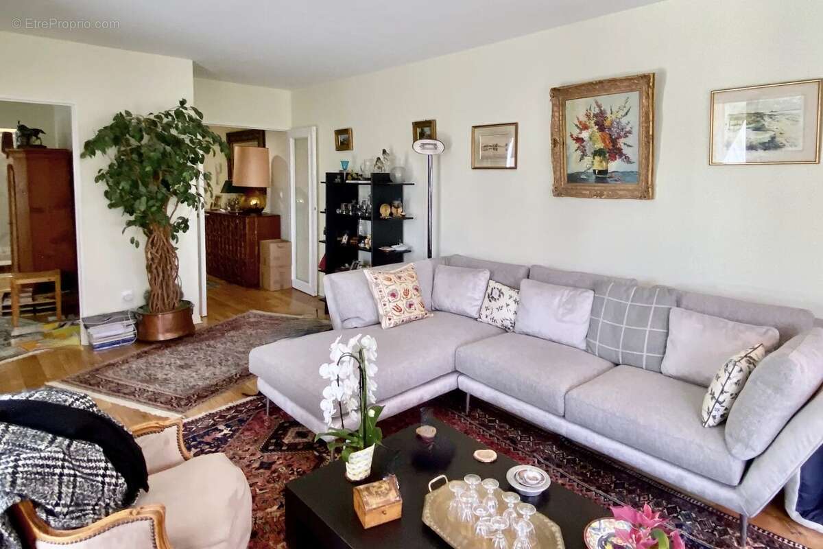 Appartement à NOGENT-SUR-MARNE