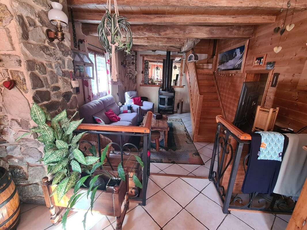 Maison 148 m² à Verrens-Arvey  - photo 8