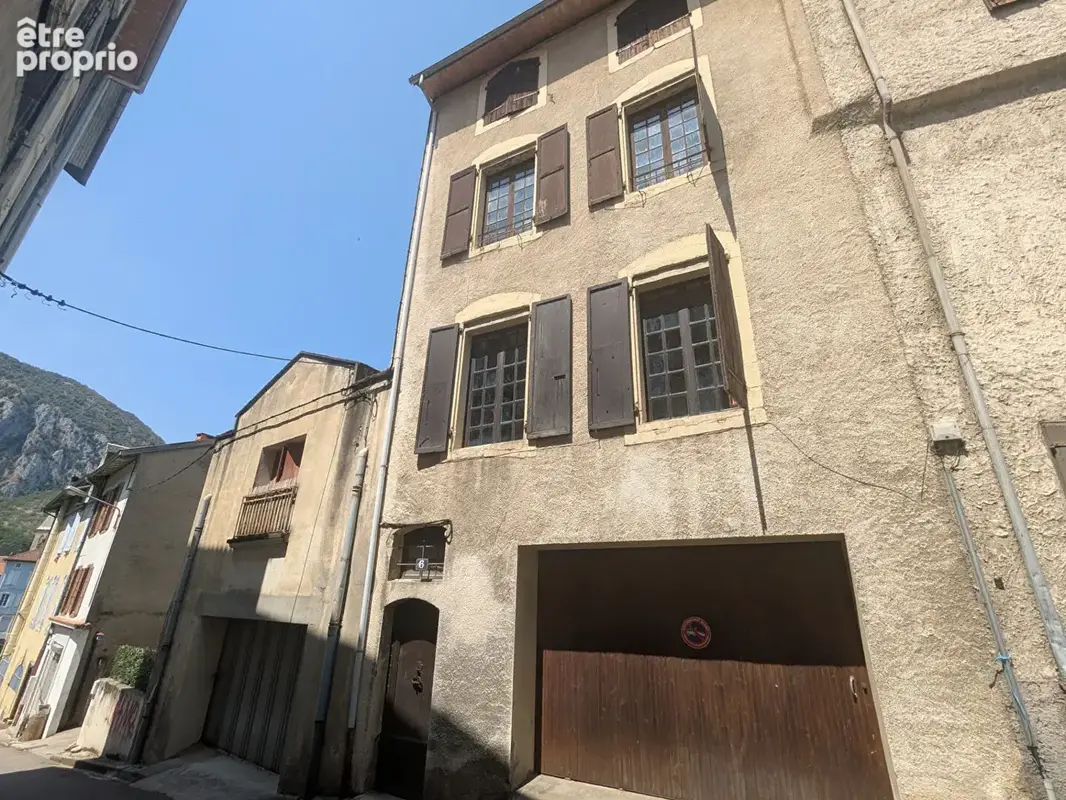 Appartement à TARASCON-SUR-ARIEGE