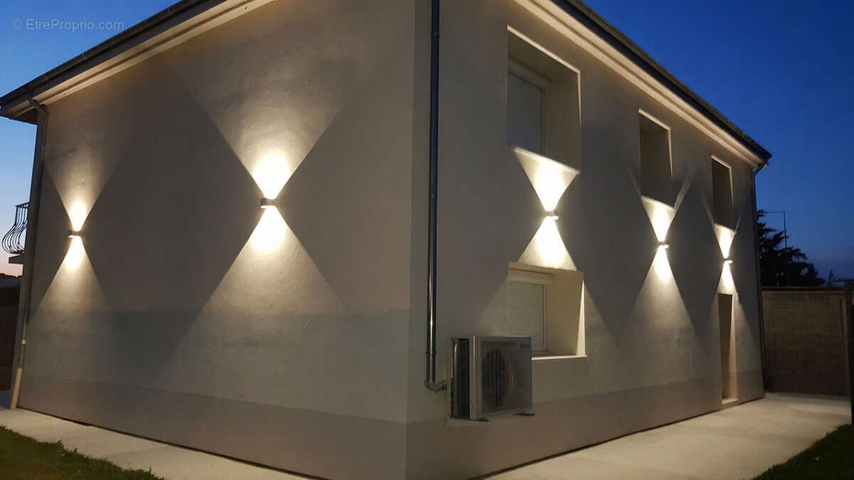 Maison à PORTES-LES-VALENCE