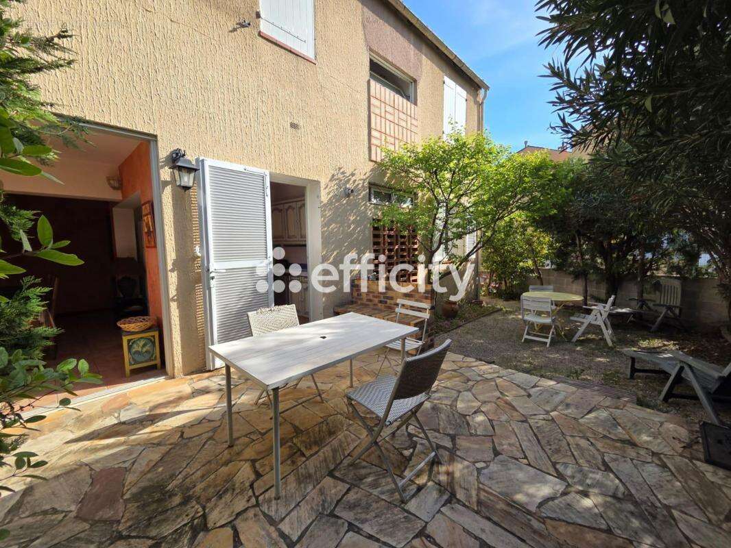 Appartement à SAINT-CYR-SUR-MER
