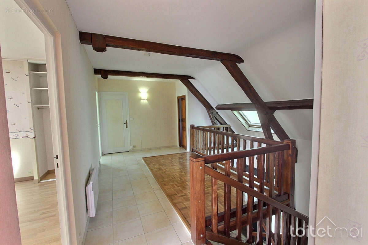 Maison à CERNAY-LA-VILLE