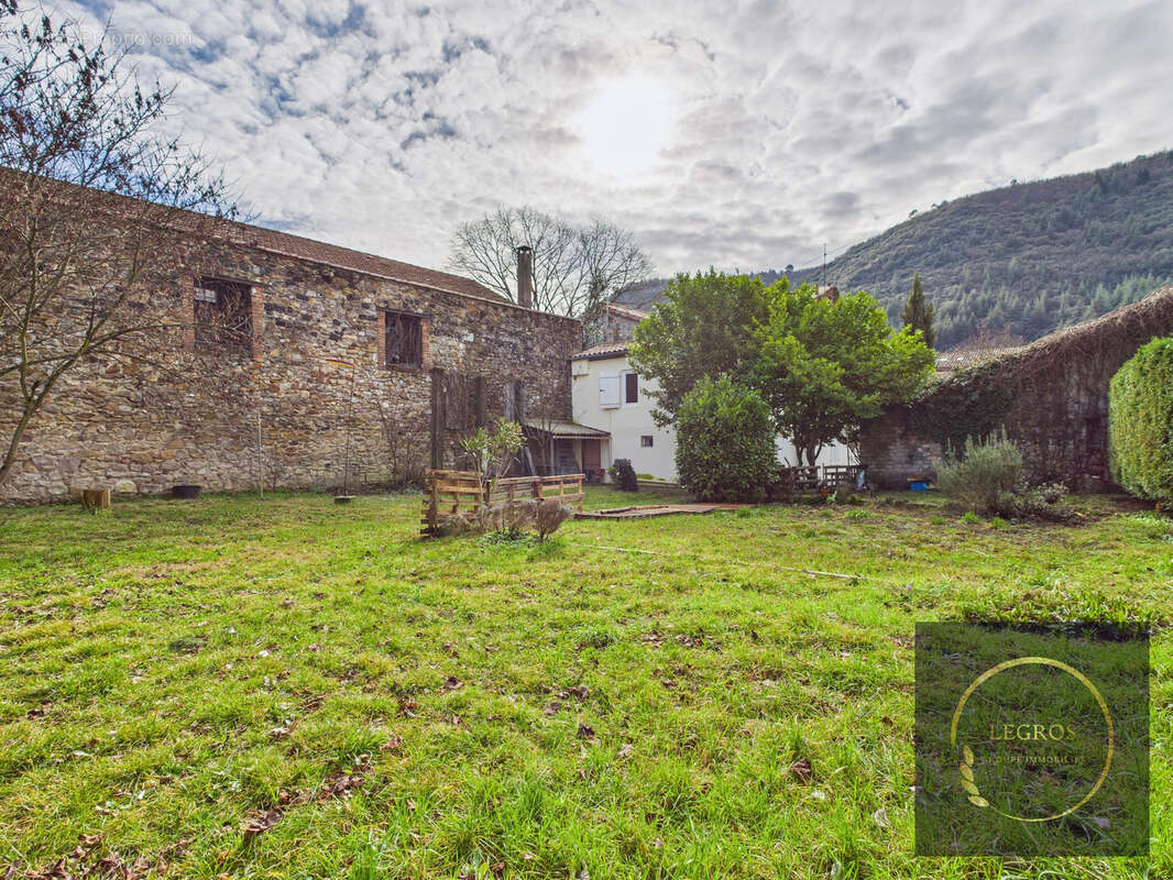 Appartement à BESSEGES