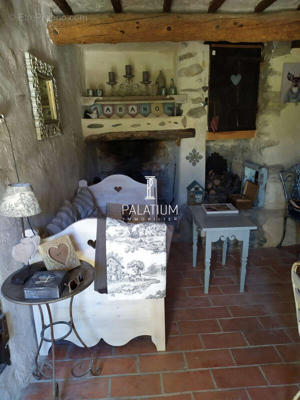 Maison à LES MEES