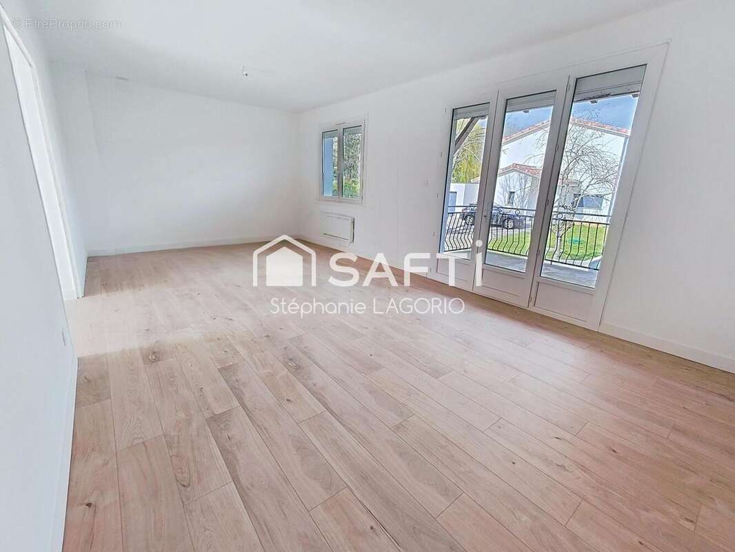 Photo 2 - Maison à BRUGUIERES