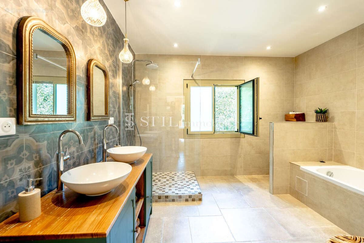 Maison à SAINTE-MAXIME