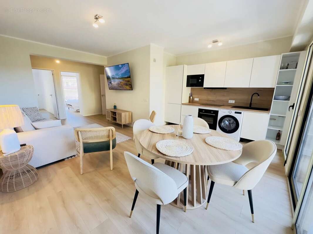 Appartement à LE CANNET