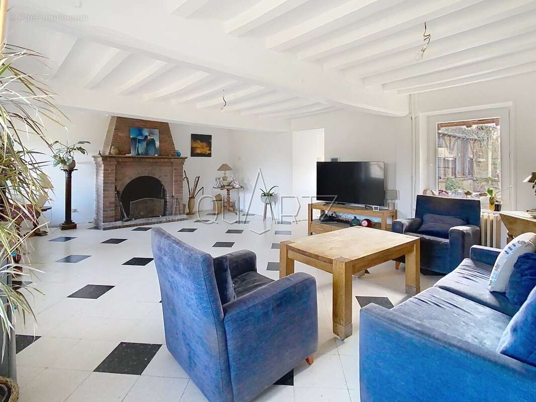 Maison à ANET