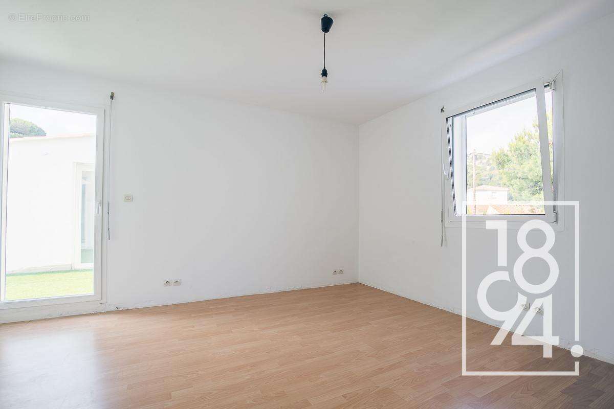 Maison à MARSEILLE-9E