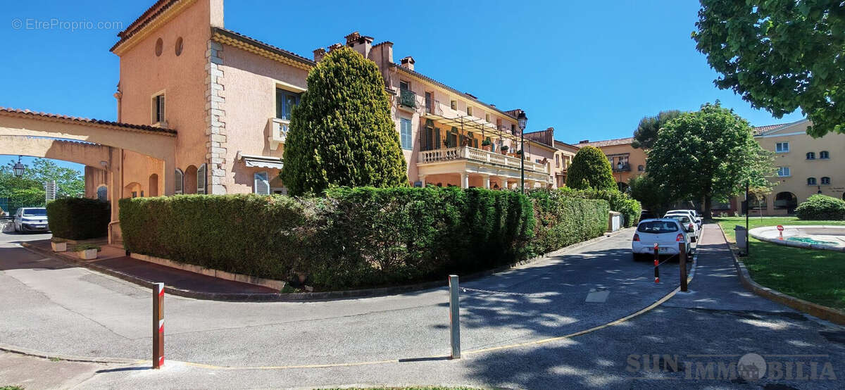 Parking 1 m² à Villeneuve-Loubet  - photo 6