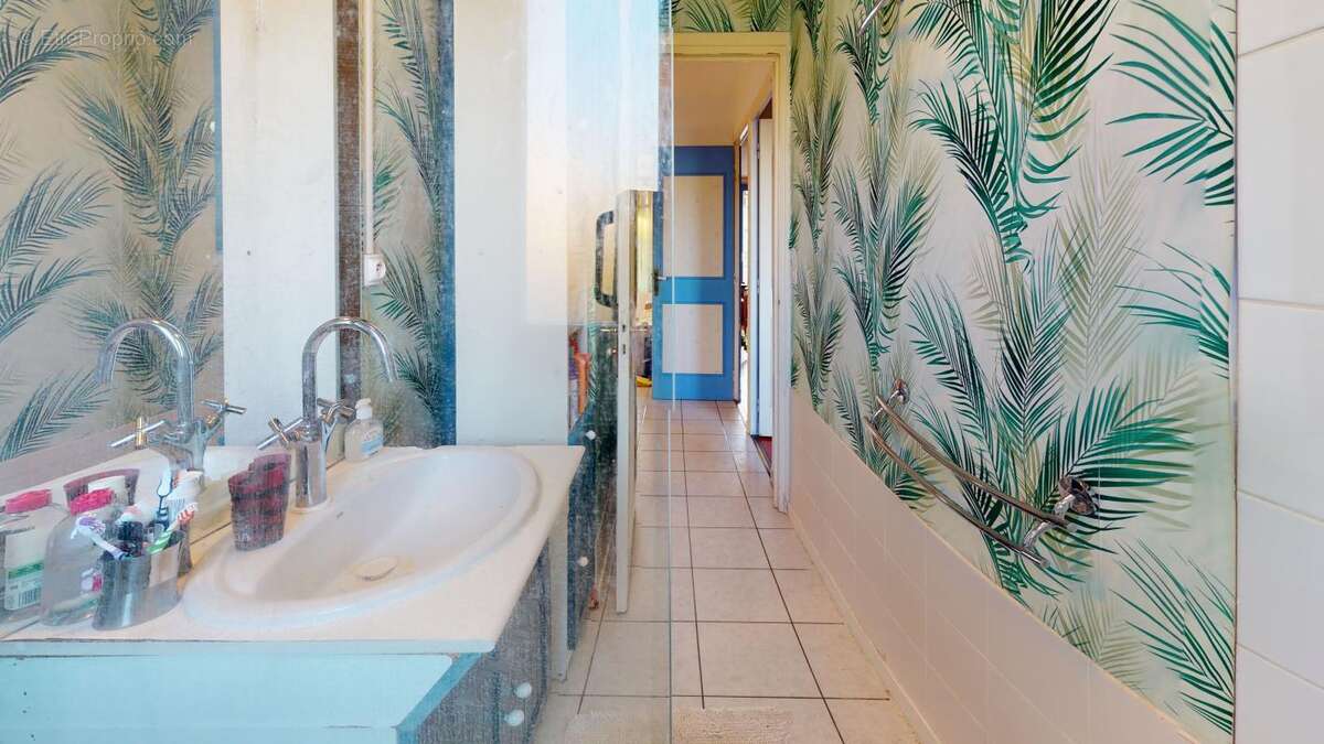 Appartement à LYON-5E