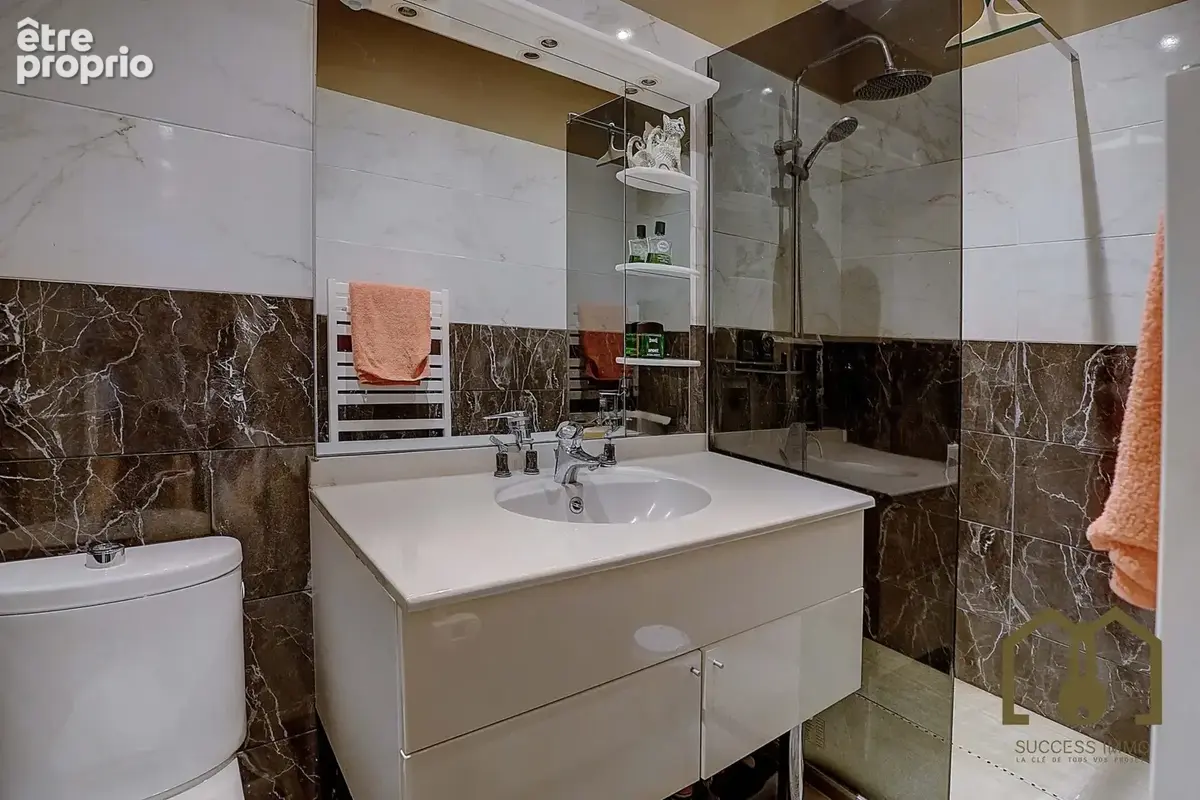 Maison 138 m² à Villeurbanne  - photo 9