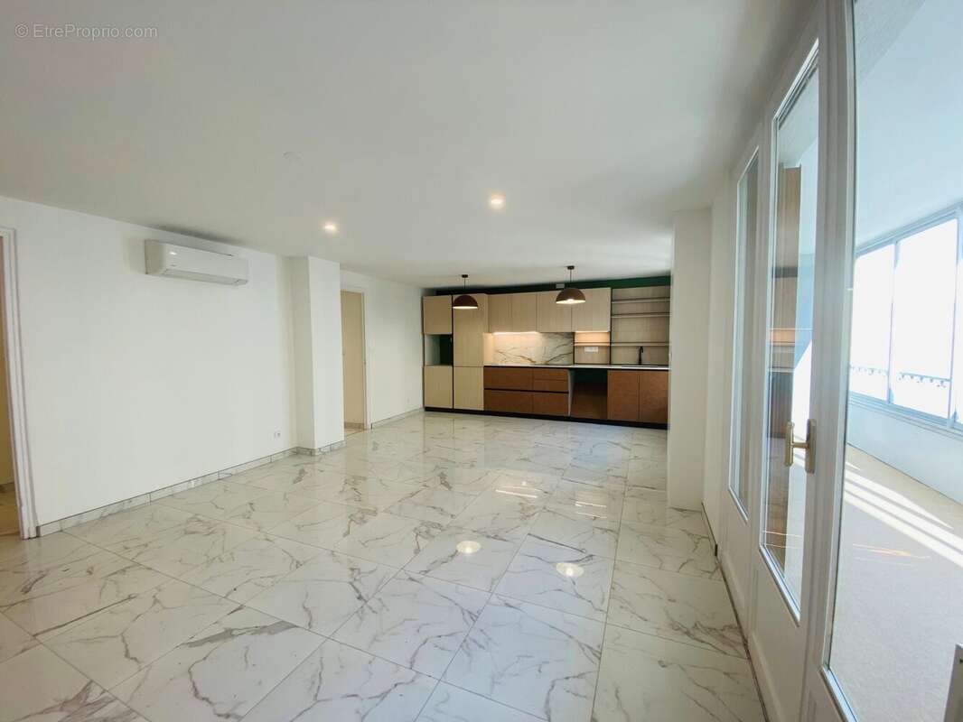 Appartement à ROMANS-SUR-ISERE