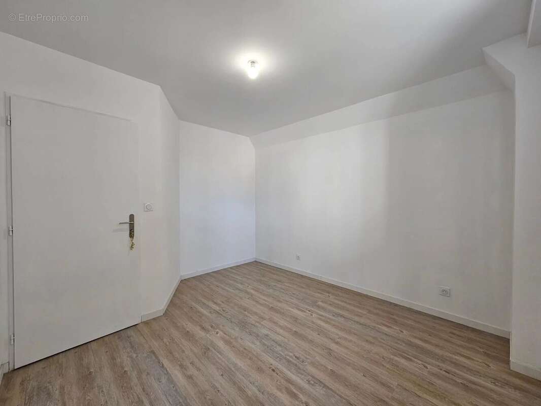 Appartement à THOISSEY