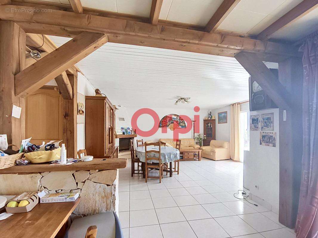 Maison à SIX-FOURS-LES-PLAGES