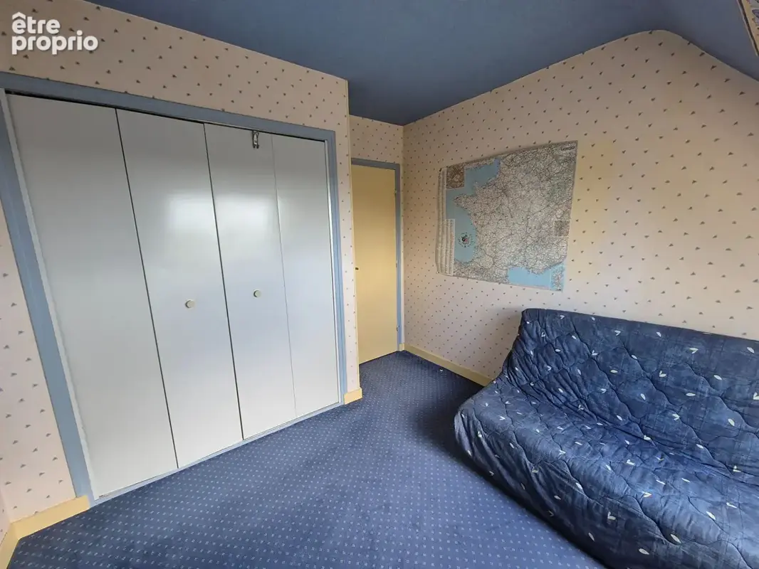 BODILIS - Maison  familiale 6 pièces - Centre bourg - photo 8