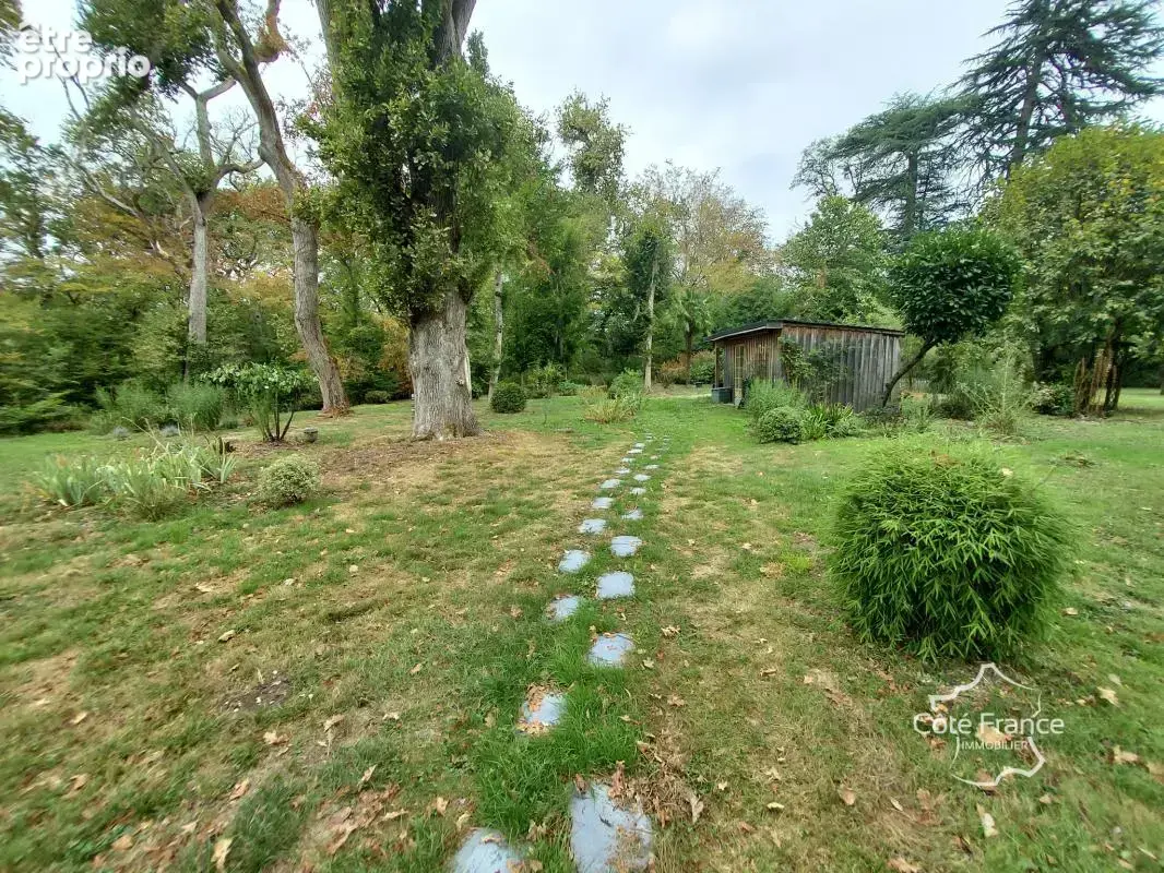 Une demeure en pierre unique dans un écrin de plus de 4 000 - photo 18