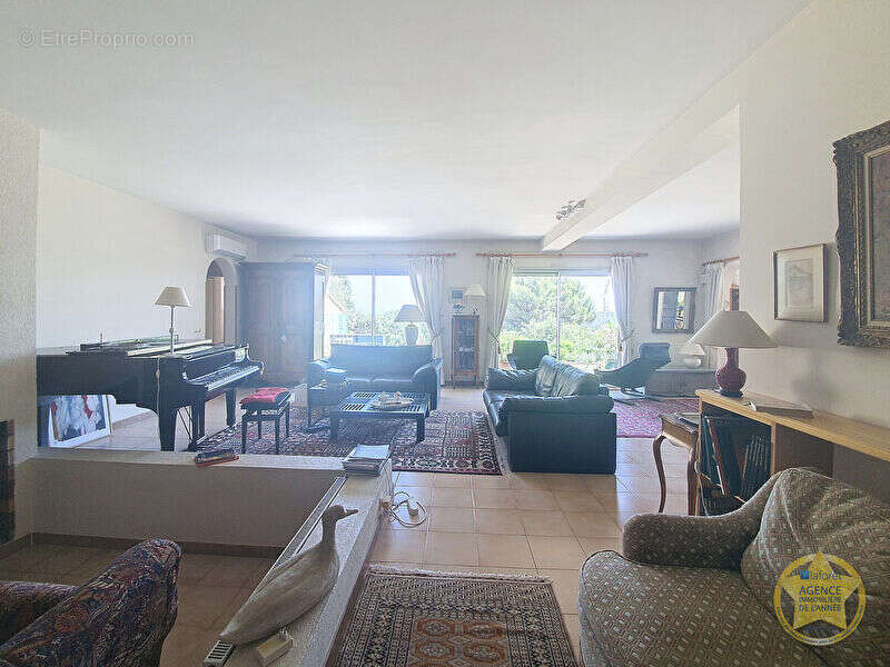 Maison à SAUVETERRE