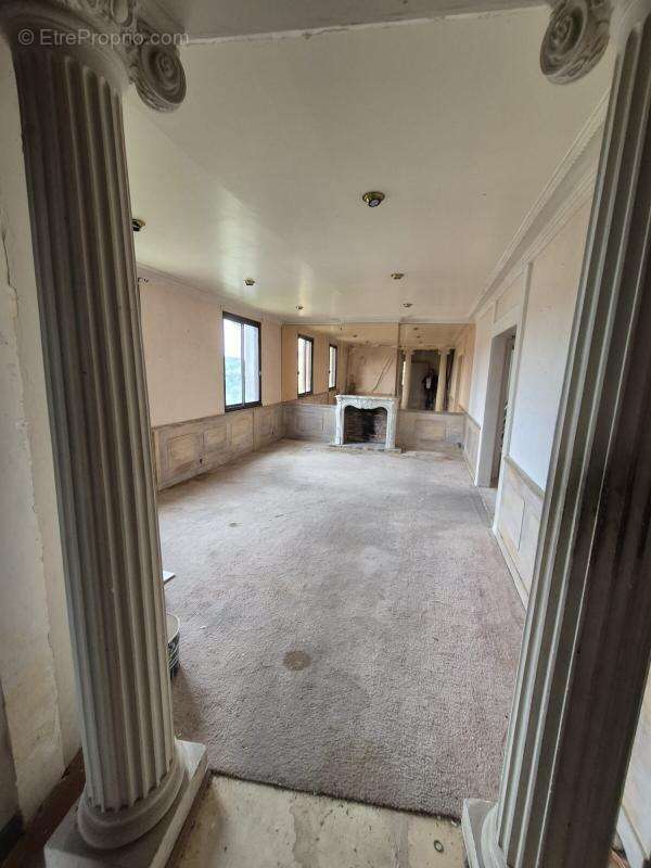 Appartement à LE RELECQ-KERHUON