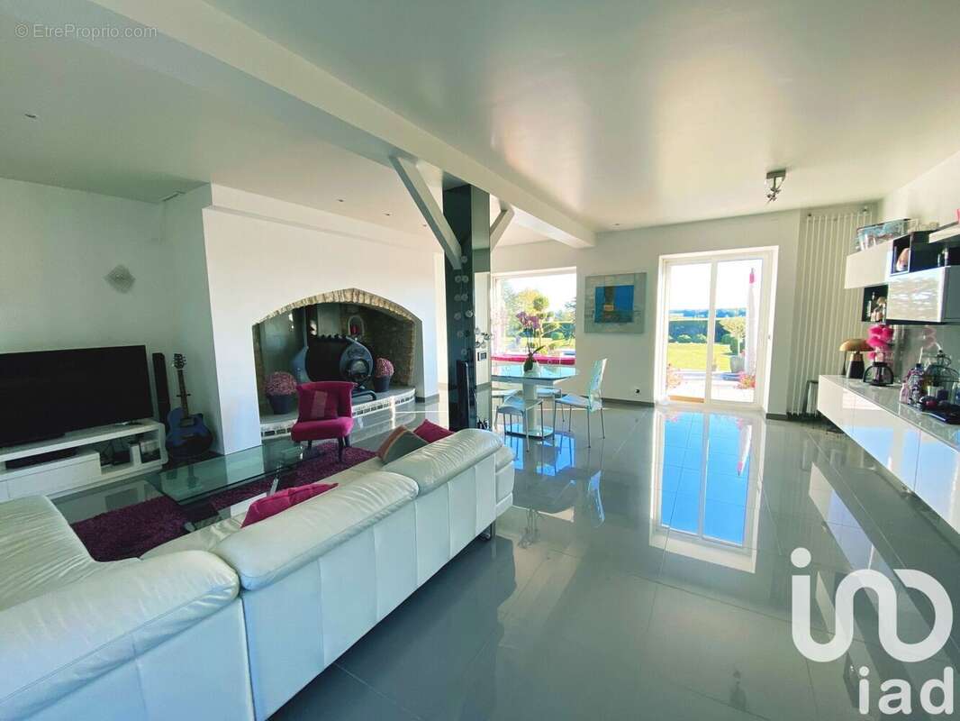 Maison 245 m² à Rampillon  - photo 3