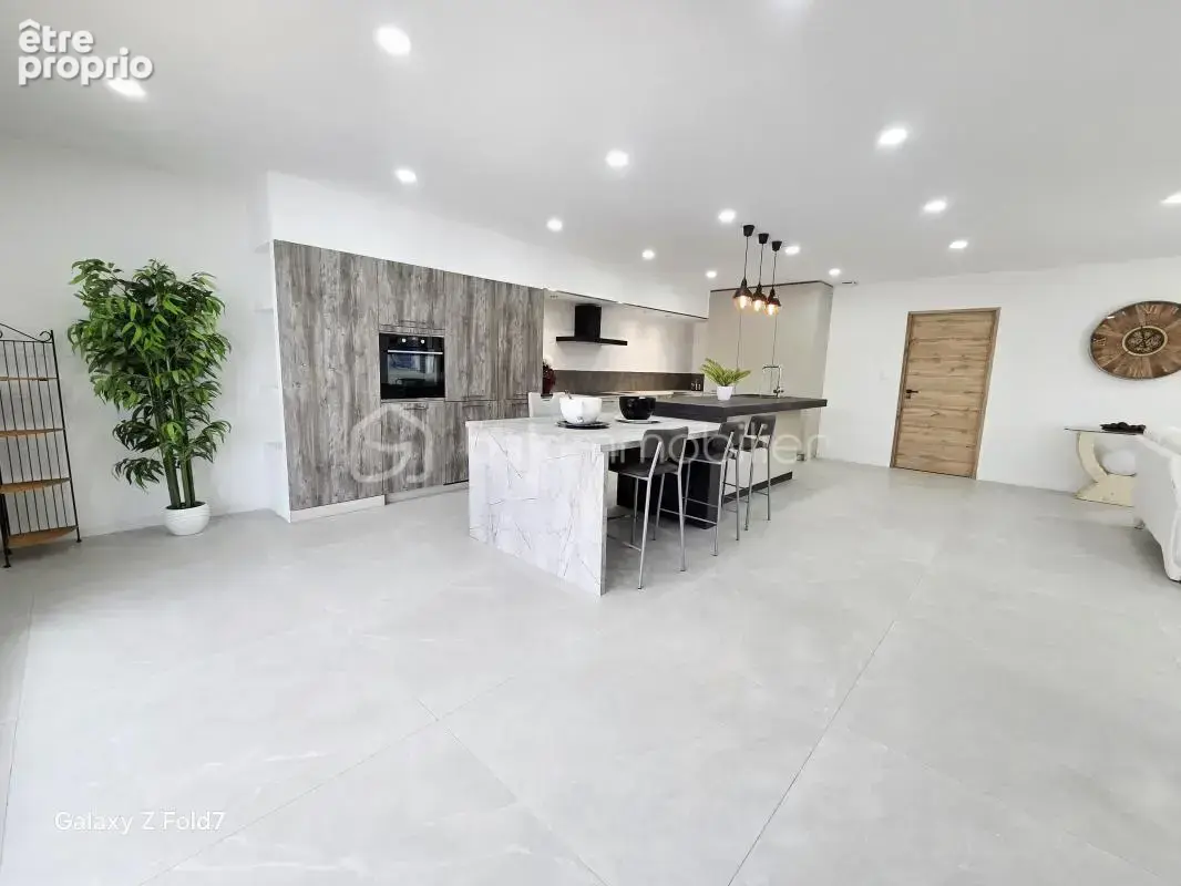 Contemporaine de plain pied falguieres t5 avec piscine - photo 2